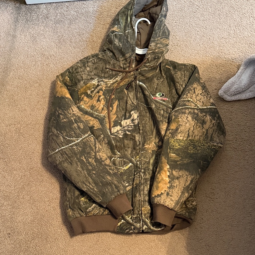 Mossy Oak Camouflage Puffer Jacket with Hood